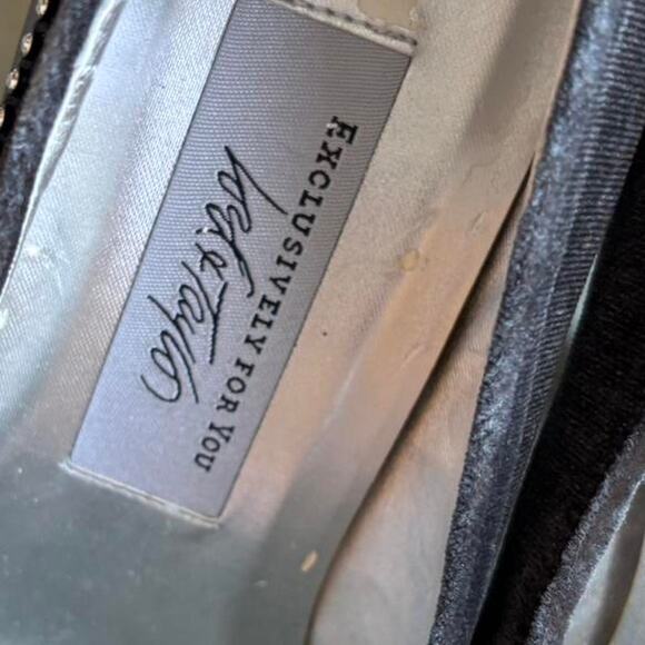 Vintage Black Satin Rhinestone Pumps by Lord & Taylor – Size 7.5 - Picture 7 of 8